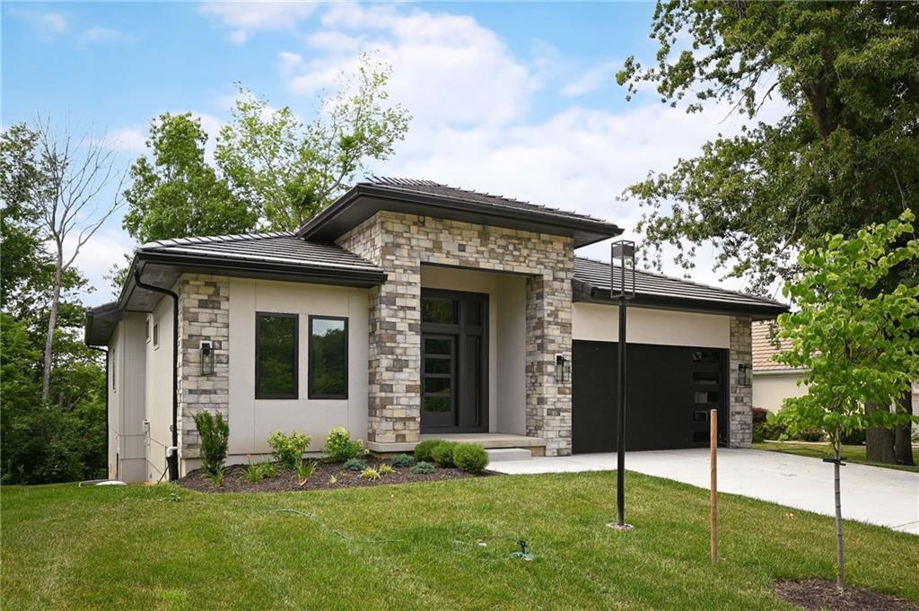 Listing Photo MLS #HMS2459236