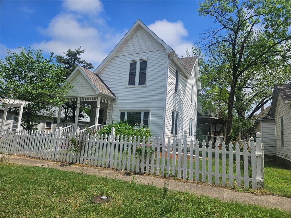 Listing Photo MLS #HMS2478196