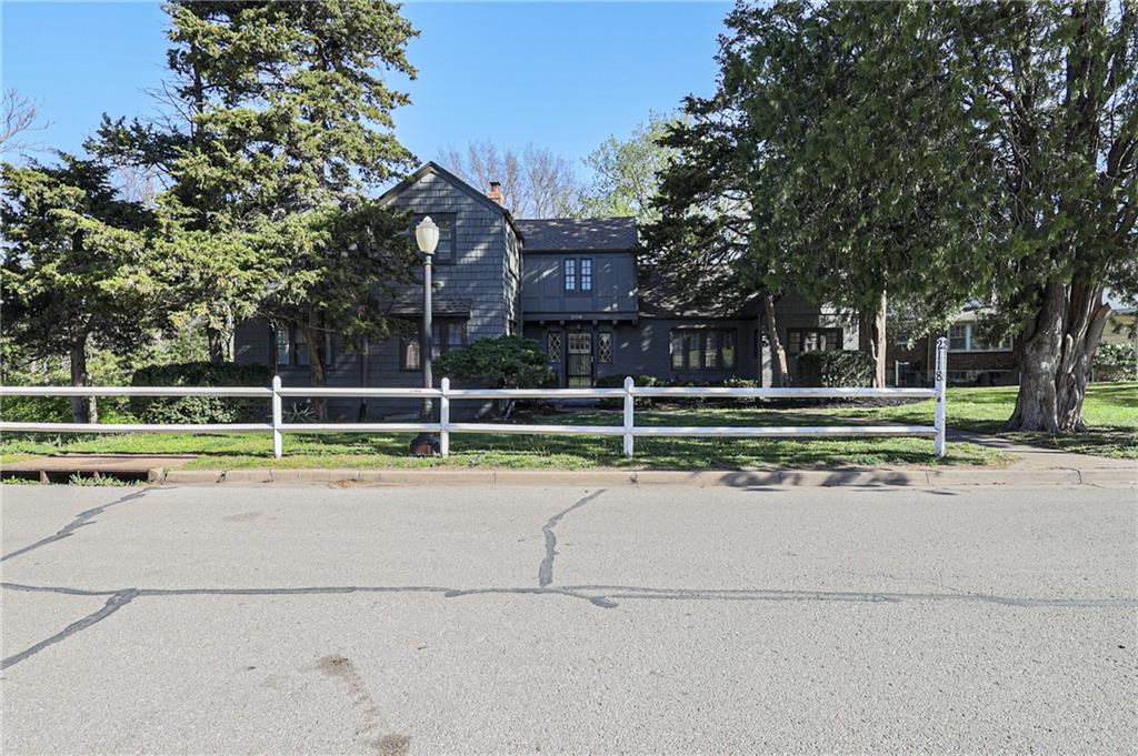 Listing Photo MLS #HMS2482011