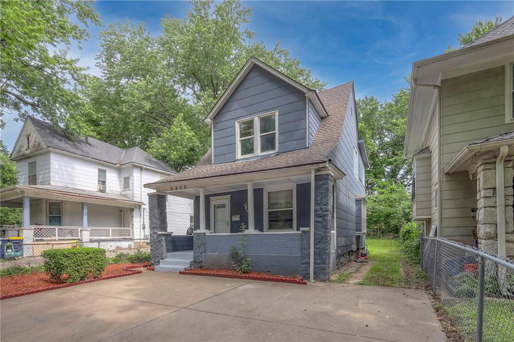 Listing Photo MLS #HMS2488125