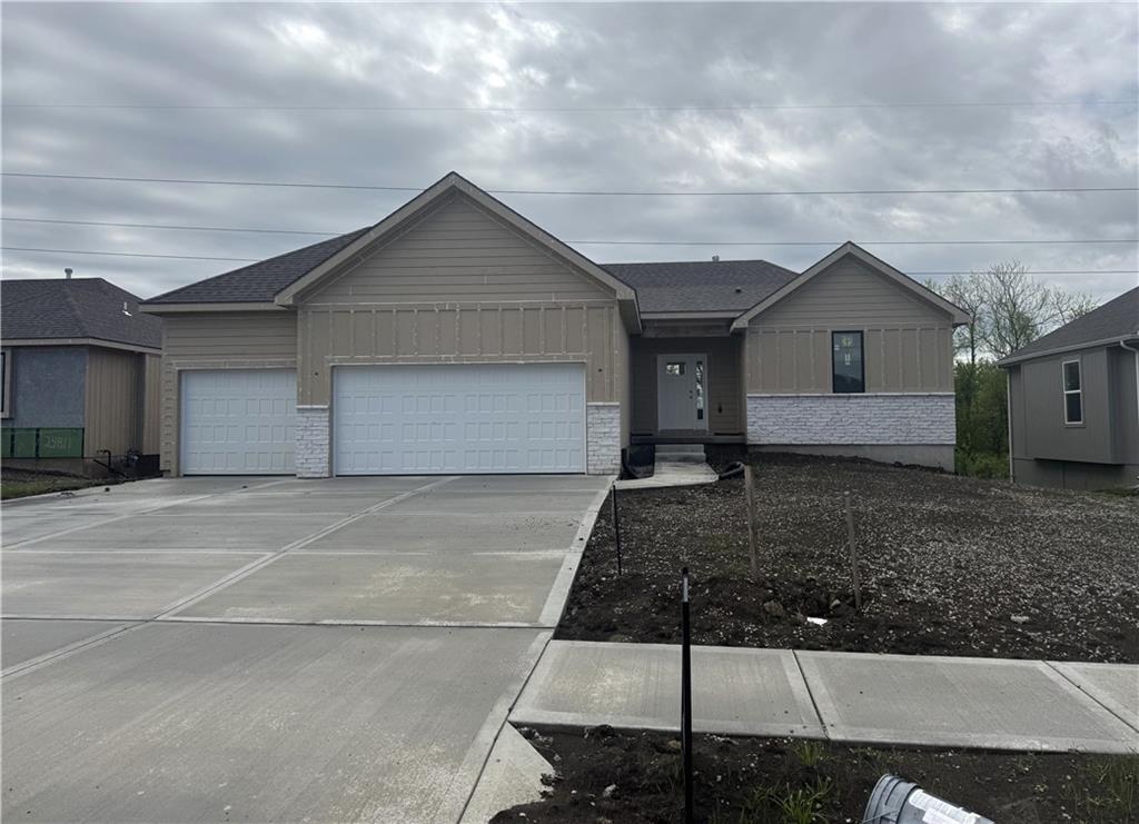 Listing Photo MLS #HMS2499858