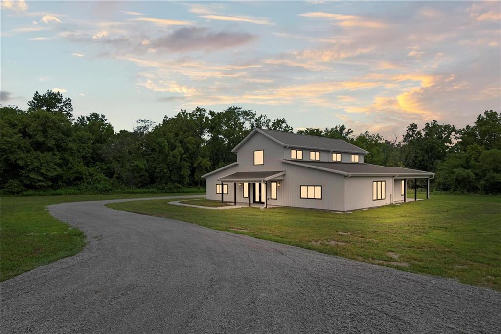 Listing Photo MLS #HMS2499951