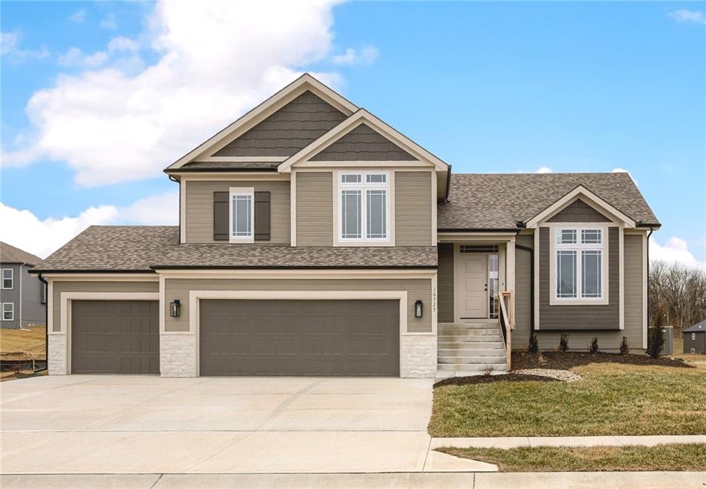 Listing Photo MLS #HMS2502960