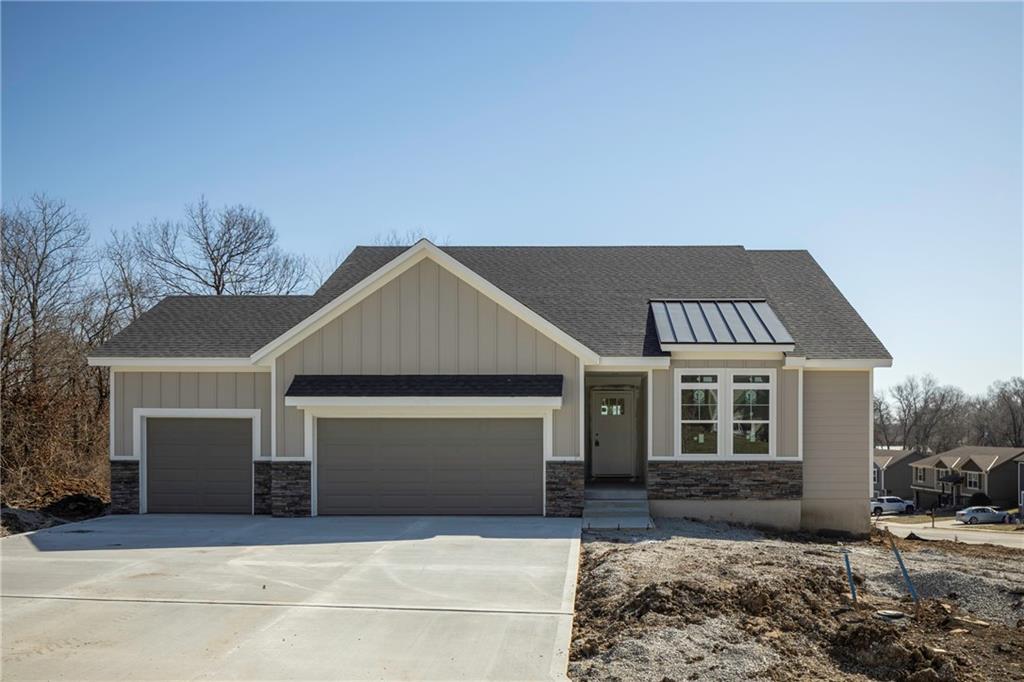 Listing Photo MLS #HMS2504029