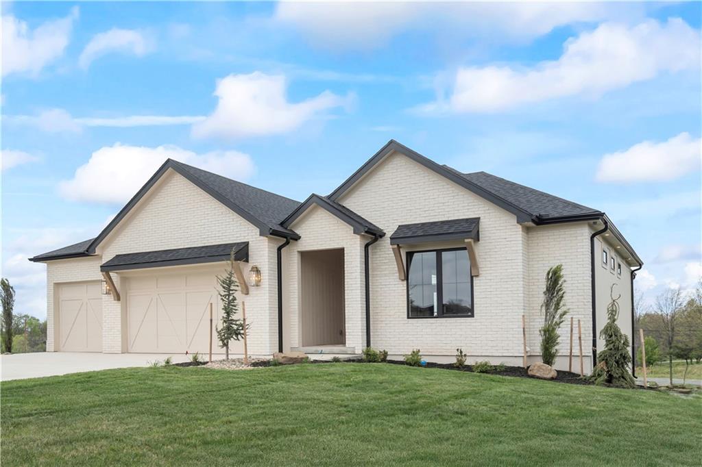Listing Photo MLS #HMS2506156