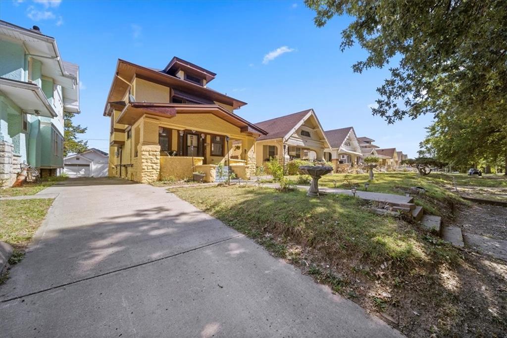 Listing Photo MLS #HMS2507571