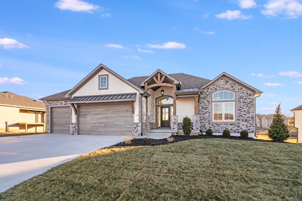 Listing Photo MLS #HMS2508258