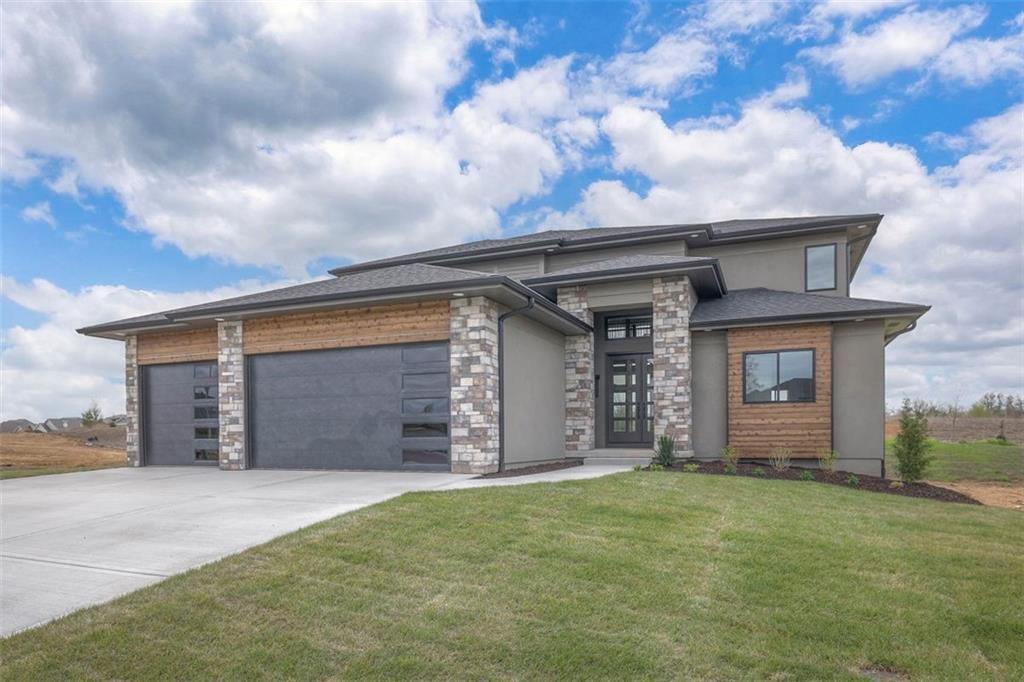 Listing Photo MLS #HMS2510110