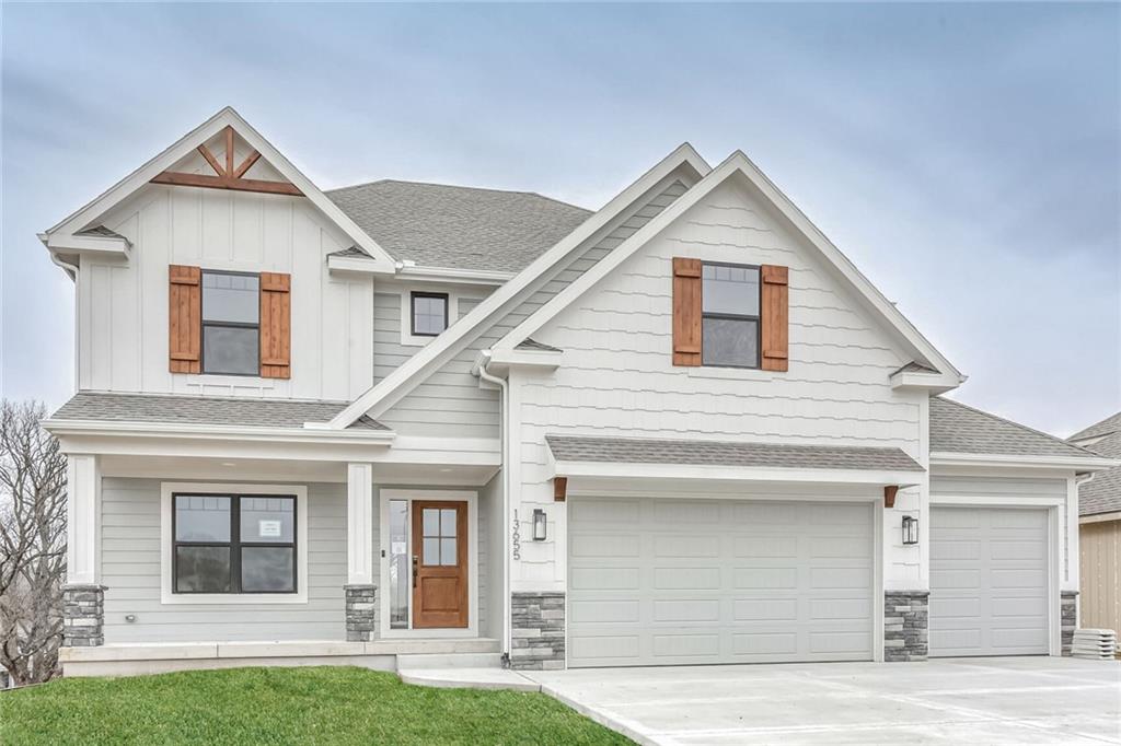 Listing Photo MLS #HMS2519142