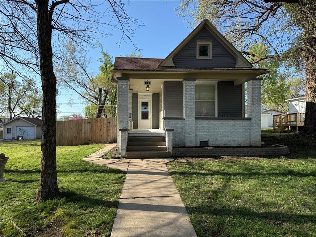 Listing Photo MLS #HMS2522267