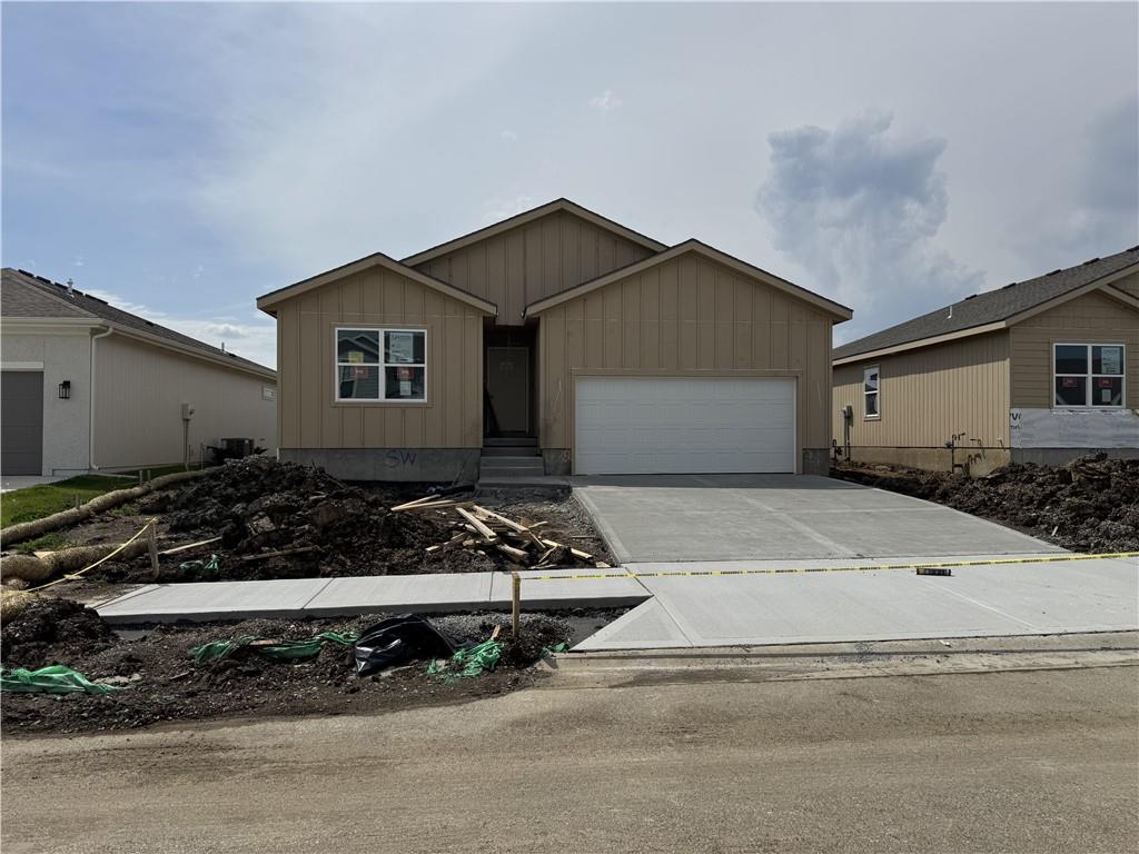 Listing Photo MLS #HMS2522617