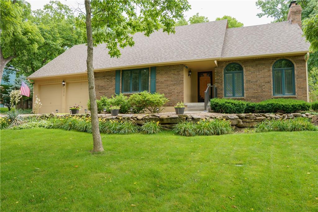 Listing Photo MLS #HMS2522799