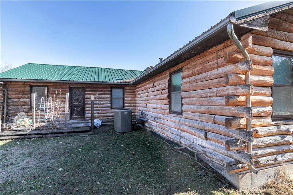 Listing Photo MLS #HMS2523253