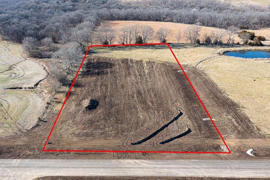 Listing Photo MLS #HMS2524360