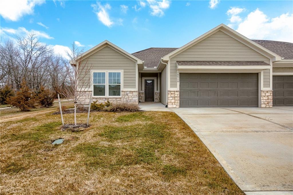 Listing Photo MLS #HMS2524665