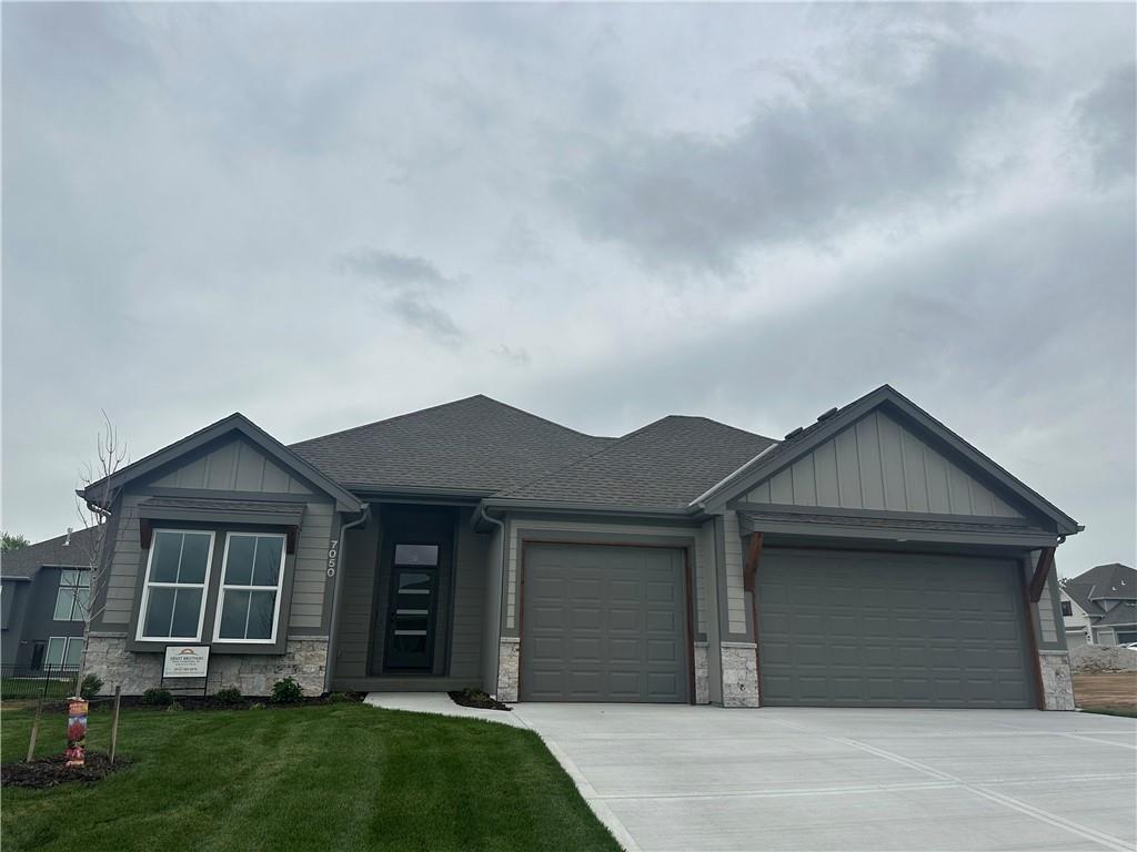 Listing Photo MLS #HMS2524830