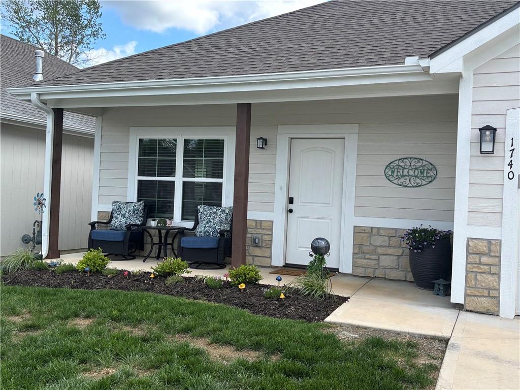 Listing Photo MLS #HMS2525271