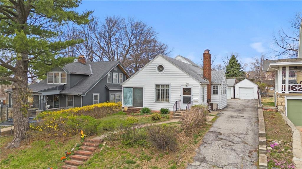 Listing Photo MLS #HMS2525851