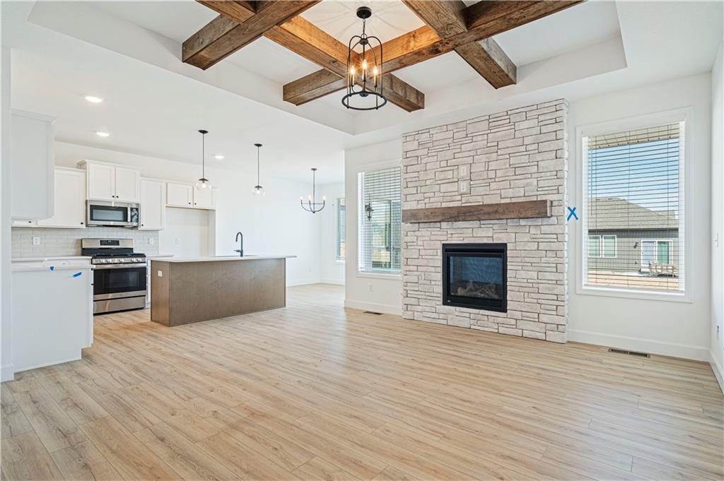 Listing Photo MLS #HMS2526615