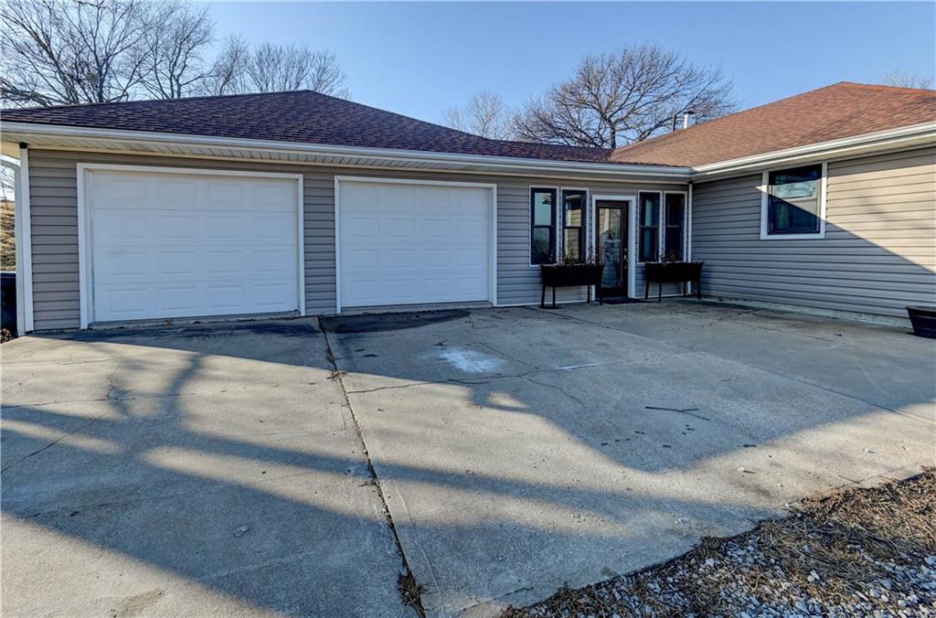 Listing Photo MLS #HMS2528191