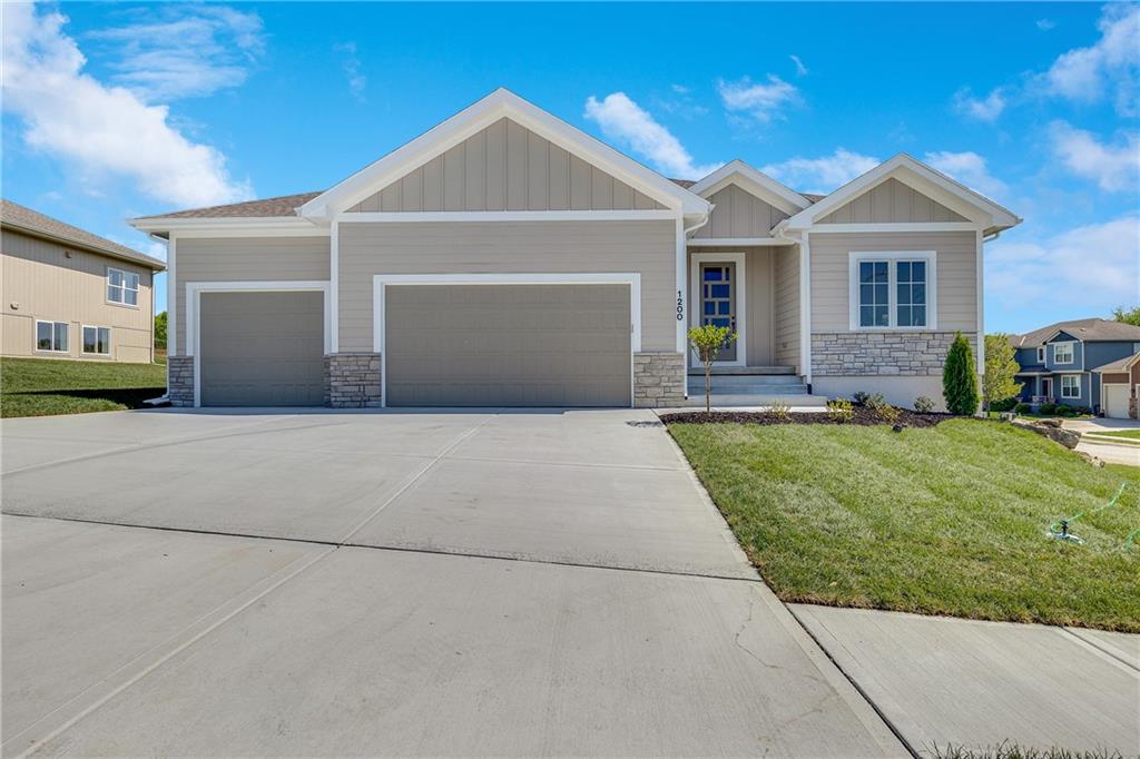Listing Photo MLS #HMS2528555