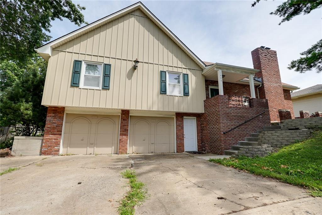 Listing Photo MLS #HMS2530480