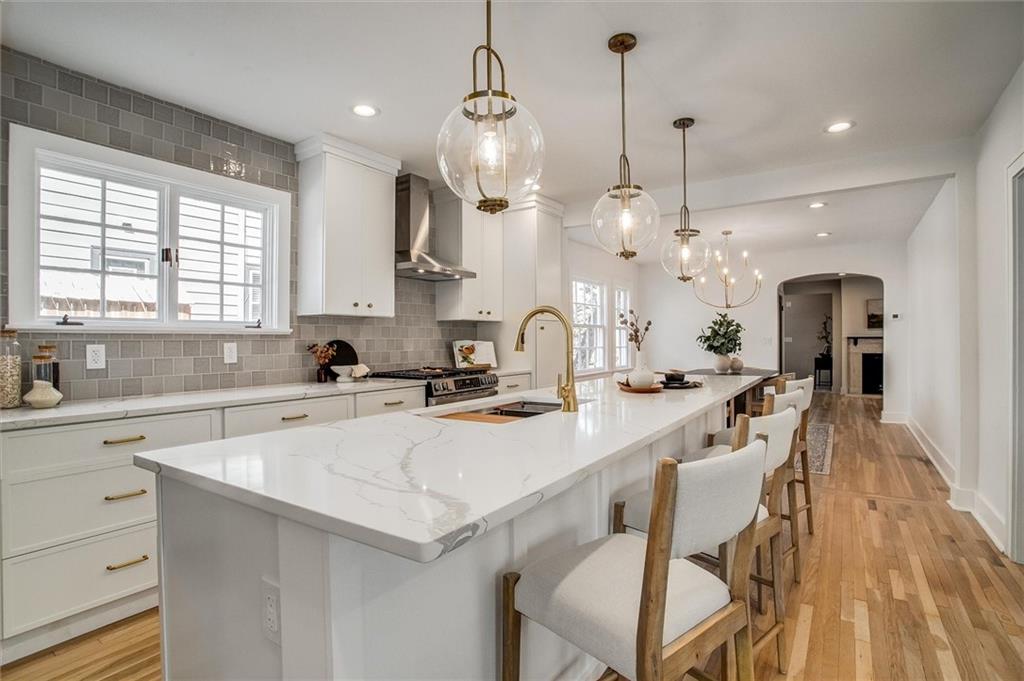 Listing Photo MLS #HMS2531066