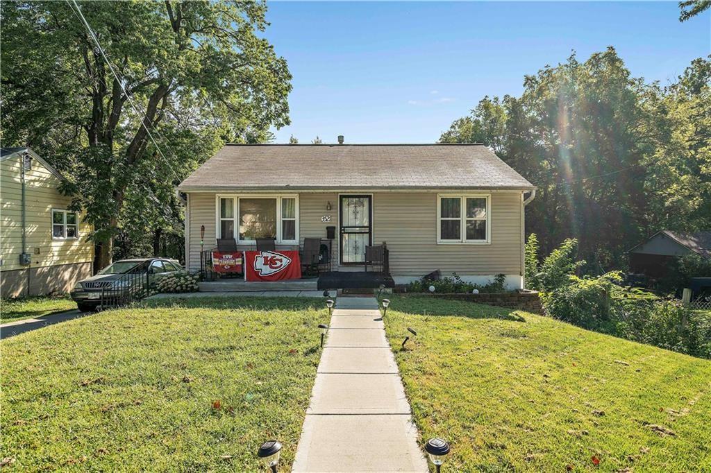Listing Photo MLS #HMS2531354