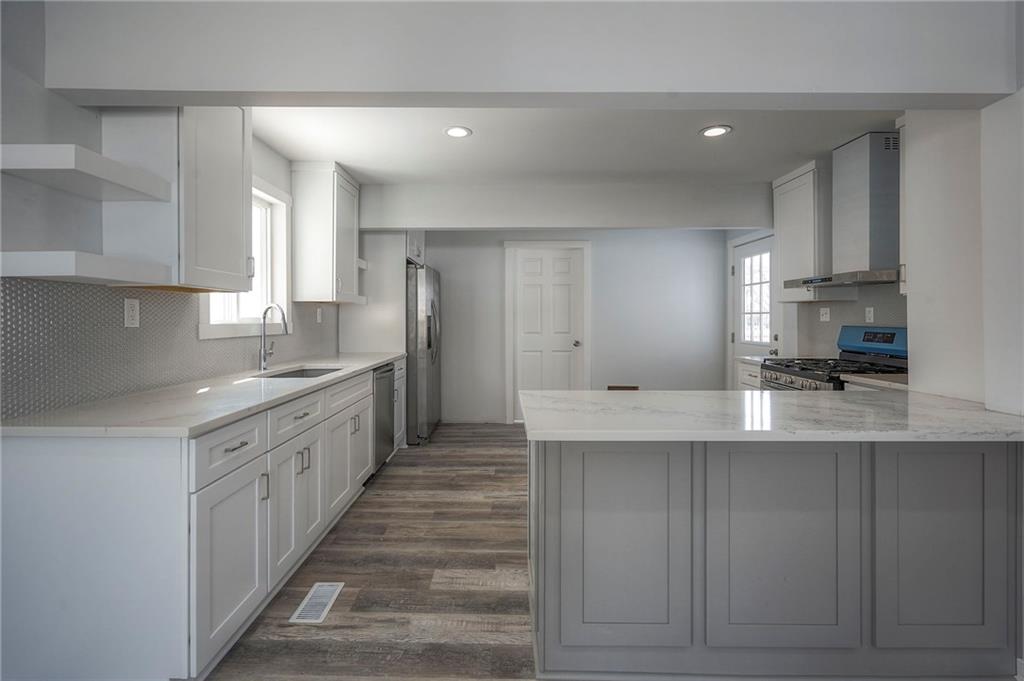 Listing Photo MLS #HMS2531931