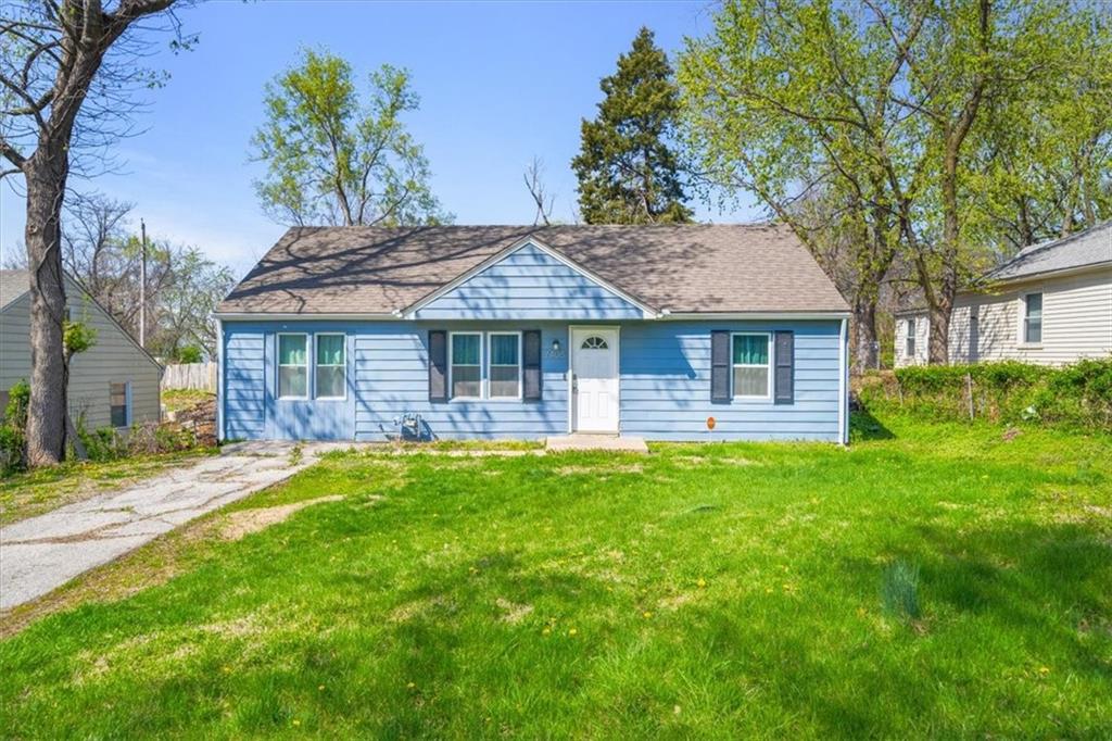 Listing Photo MLS #HMS2532055
