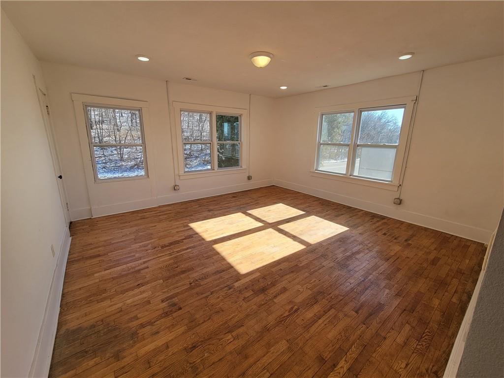 Listing Photo MLS #HMS2532191