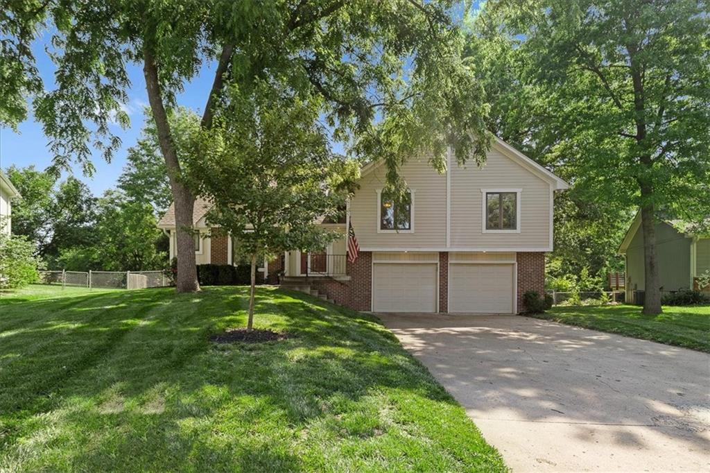 Listing Photo MLS #HMS2533420