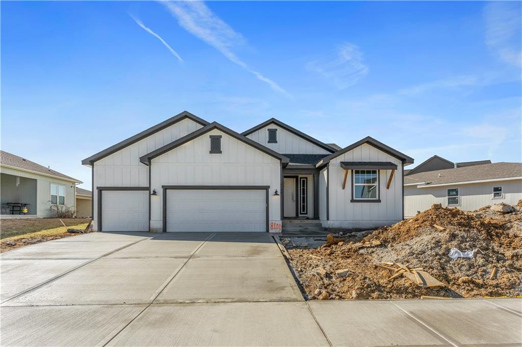 Listing Photo MLS #HMS2533810