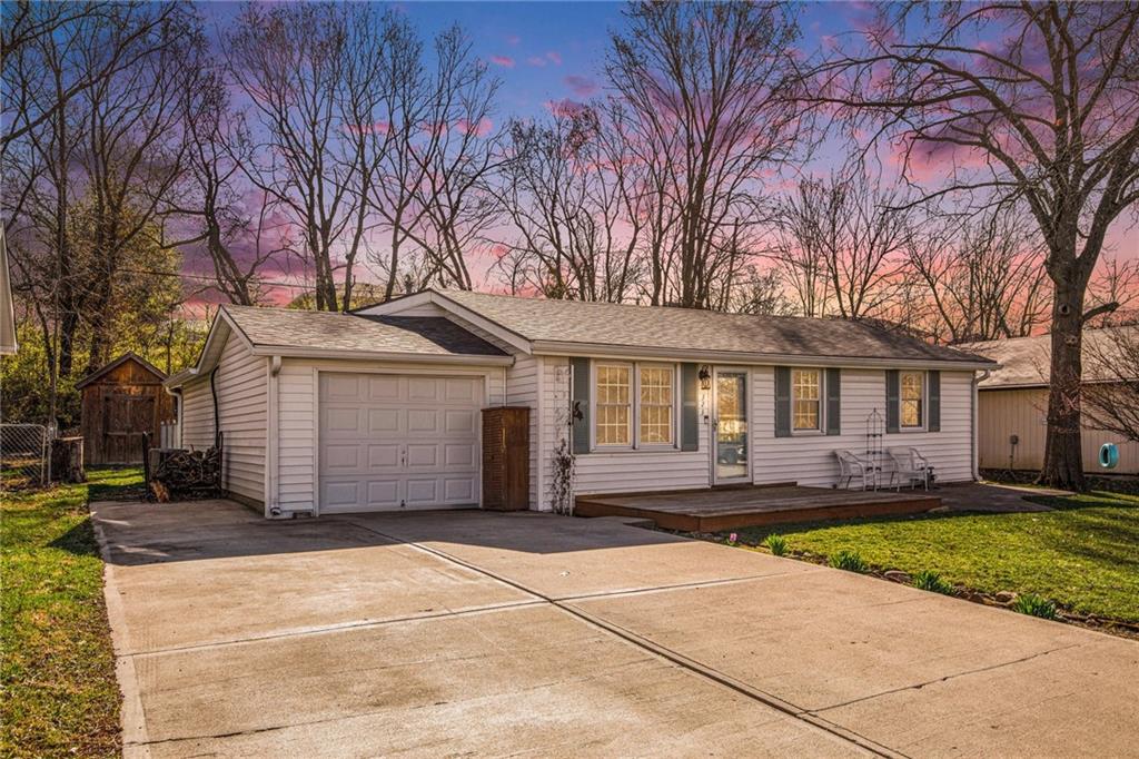 Listing Photo MLS #HMS2534065