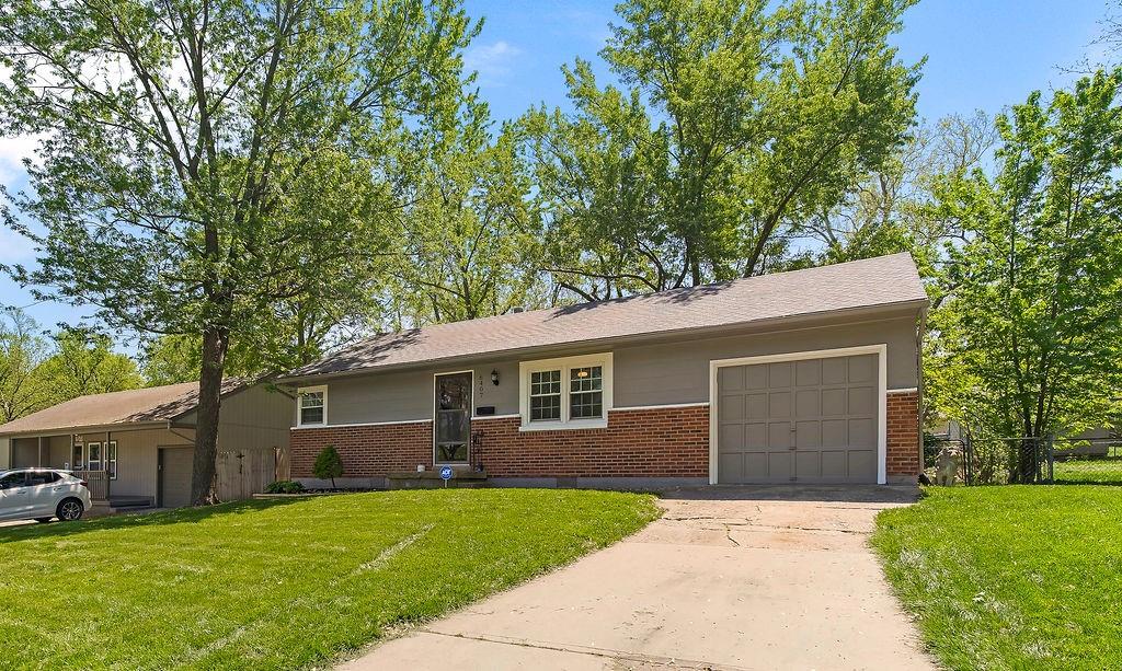 Listing Photo MLS #HMS2534286