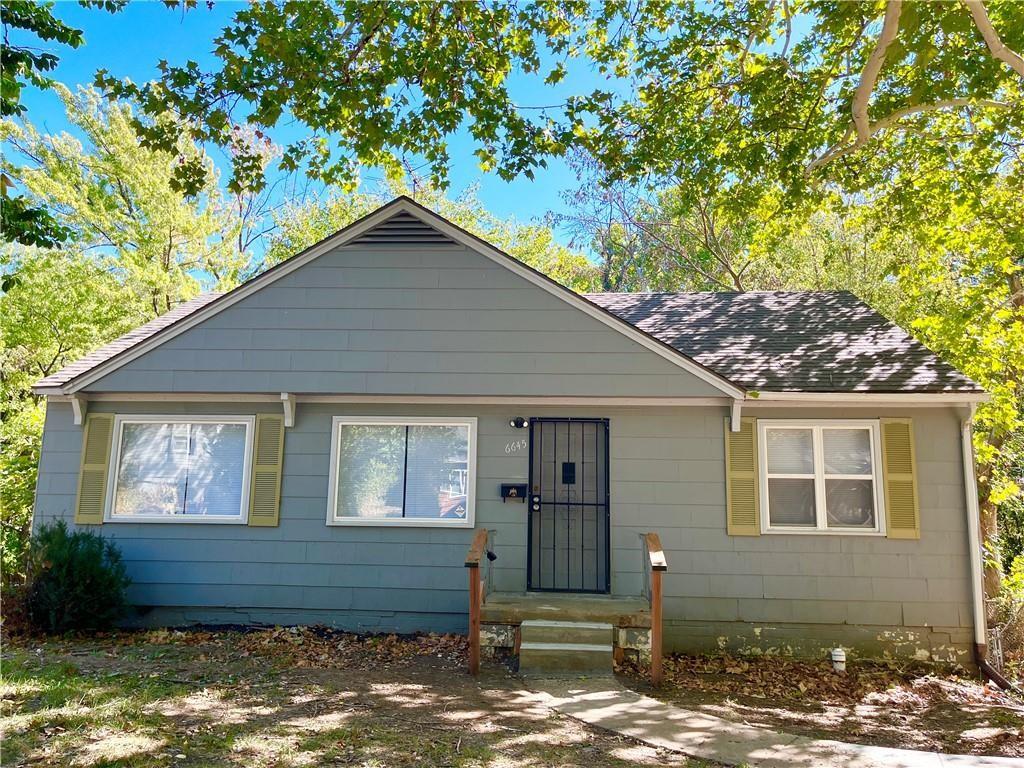 Listing Photo MLS #HMS2534611