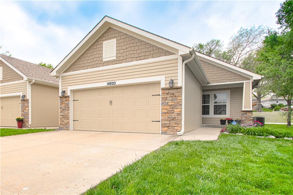 Listing Photo MLS #HMS2535006