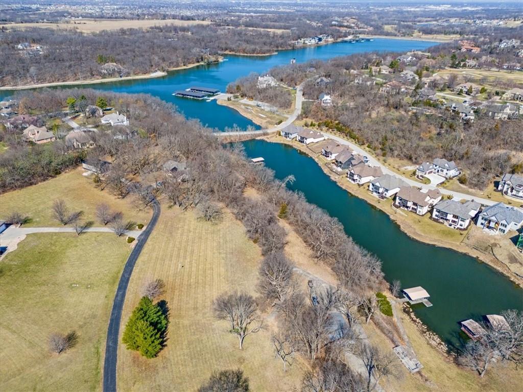 Listing Photo MLS #HMS2535182