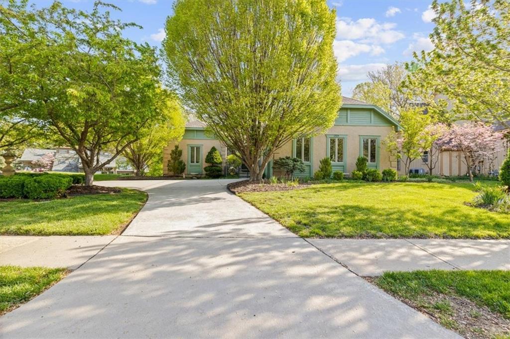 Listing Photo MLS #HMS2536116