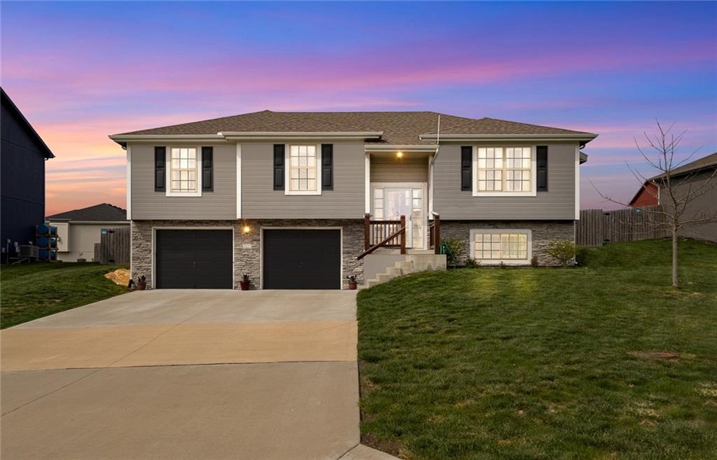 Listing Photo MLS #HMS2536308