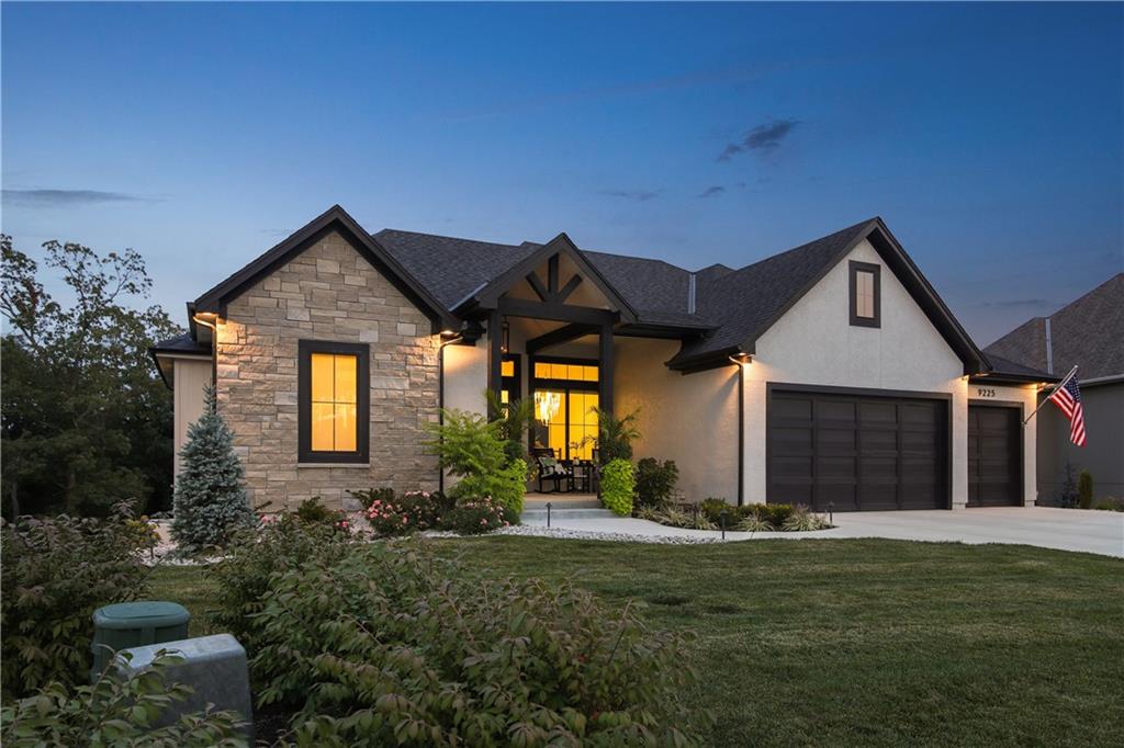 Listing Photo MLS #HMS2536400