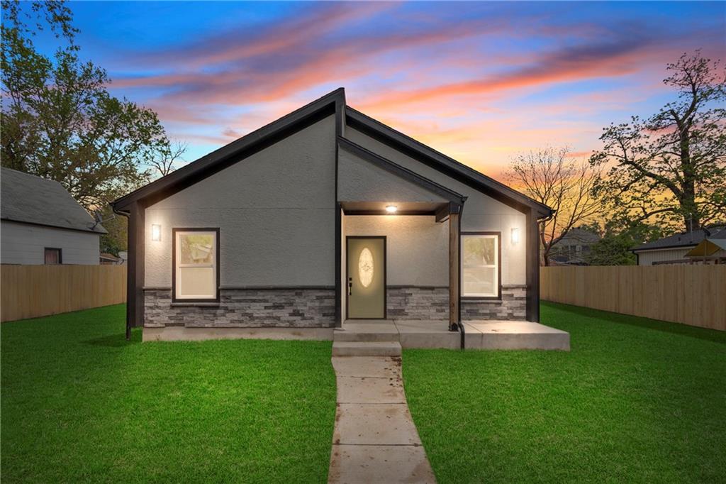 Listing Photo MLS #HMS2536475