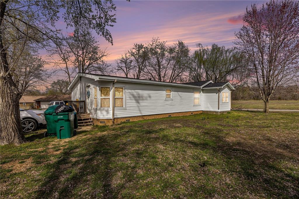 Listing Photo MLS #HMS2536733