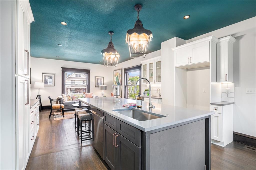 Listing Photo MLS #HMS2536795
