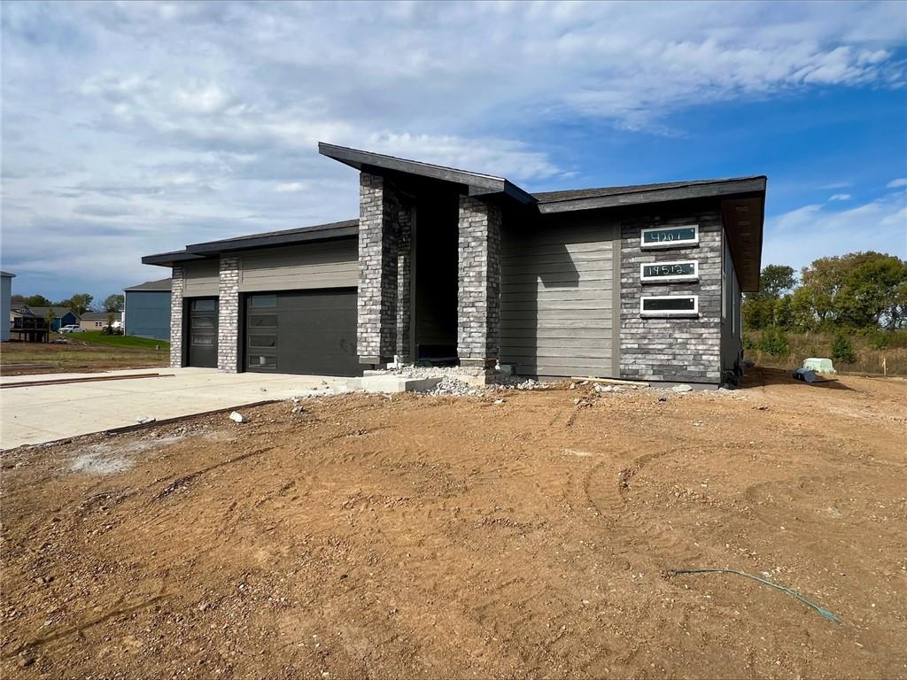Listing Photo MLS #HMS2536844