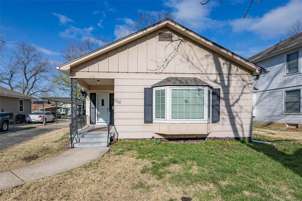 Listing Photo MLS #HMS2537081
