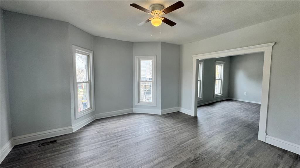 Listing Photo MLS #HMS2537114