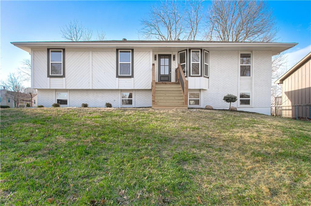 Listing Photo MLS #HMS2537372