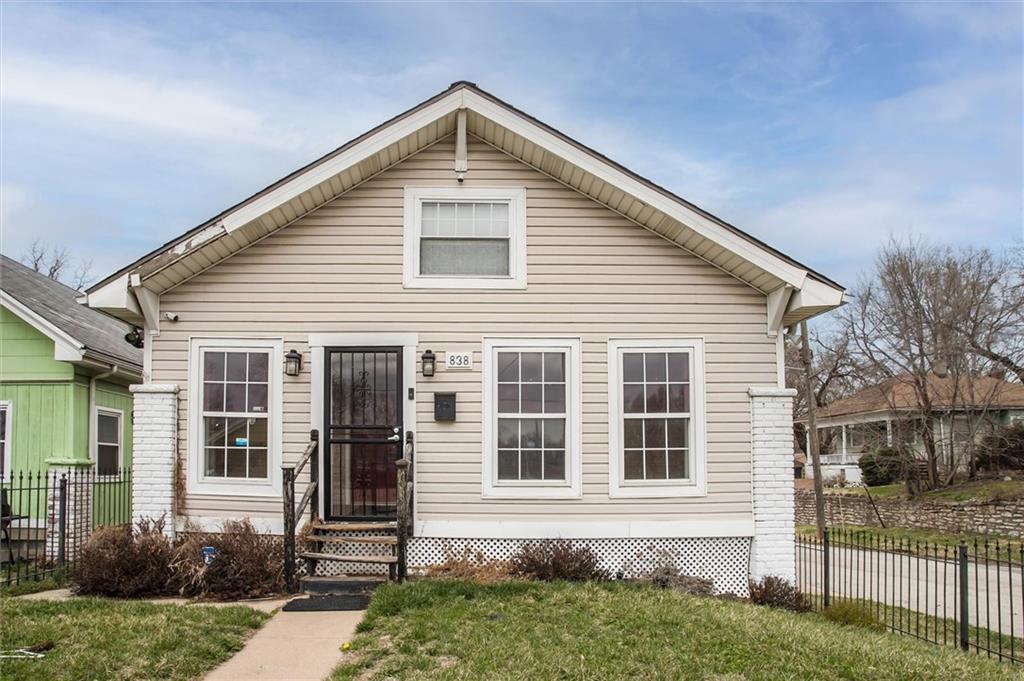 Listing Photo MLS #HMS2537392