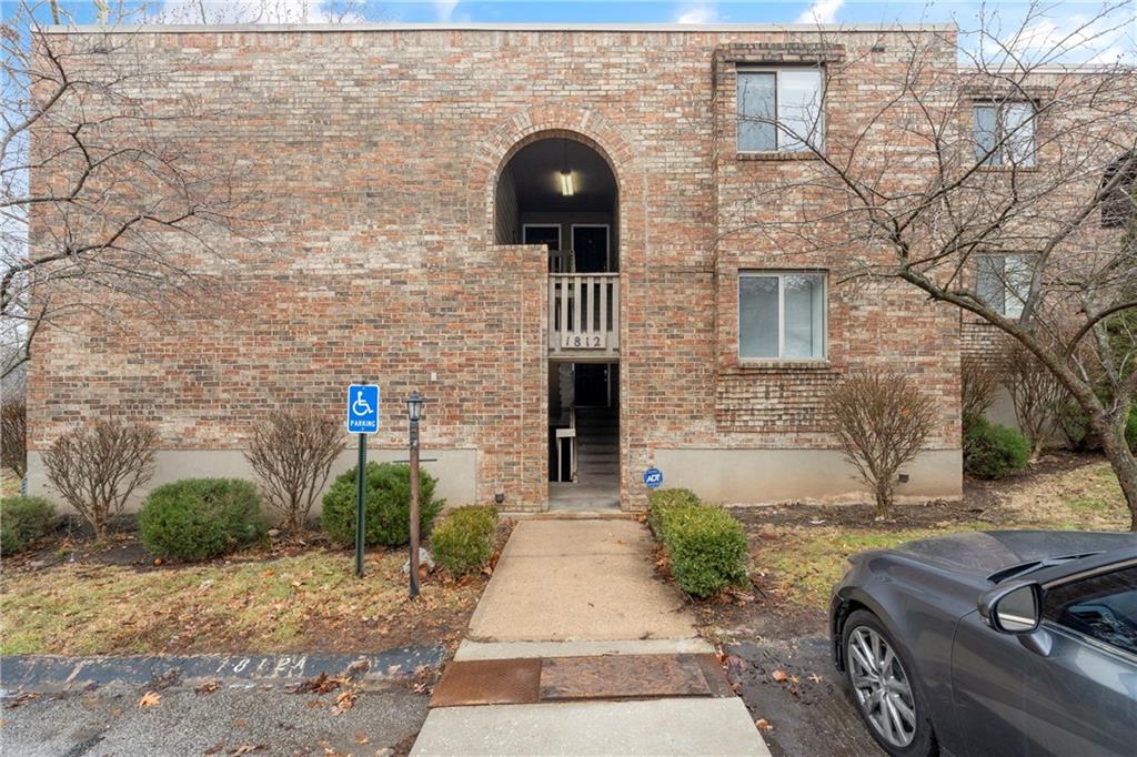 Listing Photo MLS #HMS2537443
